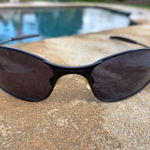 Rare Oakley A wire sunglasses great condition